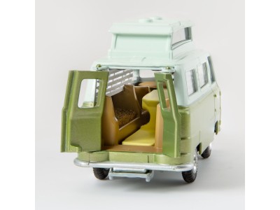 420 Ford Thames Airborne Caravan 
