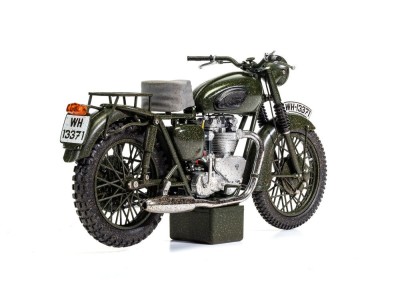 The Great Escape - Triumph TR6 Trophy (Weathered) 