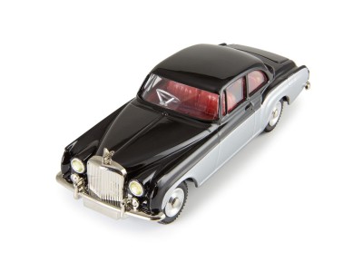 224 Bentley Continental Black and Silver 