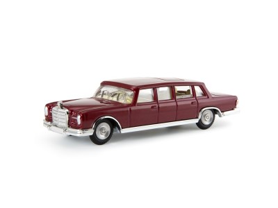 247 Mercedes Benz 600 Pullman 