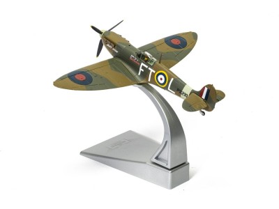 Iron Maiden - Supermarine Spitfire MKII 'Aces High' 