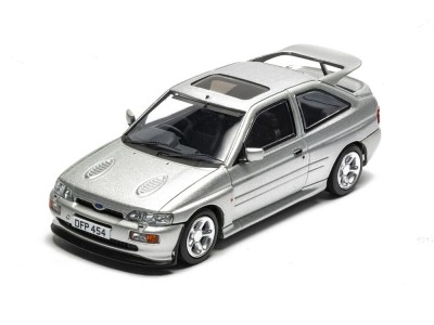 Ford Escort RS Cosworth, Moondust Silver 