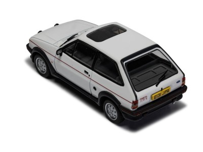 Ford Fiesta Mk2 XR2 - Diamond White 