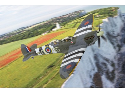 Supermarine Spitfire T9, MJ627/ 9G-Q (G-BMSB), Presented as Spitfire LF MK.IXc, No.441 Squadron (RCAF), Aircraft operated by Big
