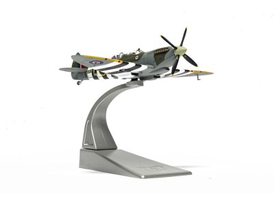 Supermarine Spitfire T9, MJ627/ 9G-Q (G-BMSB), Presented as Spitfire LF MK.IXc, No.441 Squadron (RCAF), Aircraft operated by Big