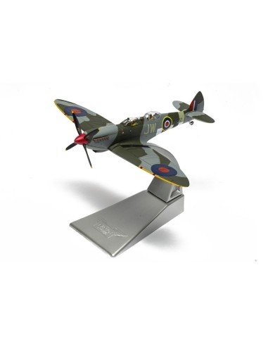 Supermarine Spitfire T9, PV202/’JW’ (G-CCCA), Presented as Spitfire MK.IX ML365/JW,135 Wing, 2nd Tactical Air Force, Aircraft op