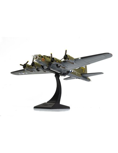 B-17F Flying Fortress - 'Royal Flush' - Lt Robert Rosie Rosenthal, 100th BG, 8th Air Force 