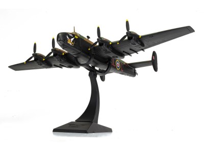 Handley Page Halifax MkV - 'London's Revenge / L for Lana' 