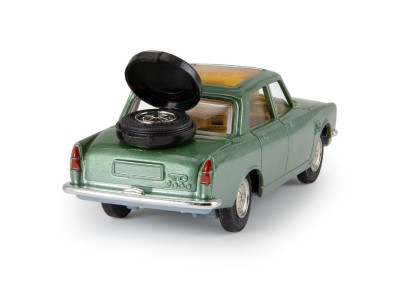 275 - Rover 2000 TC White 