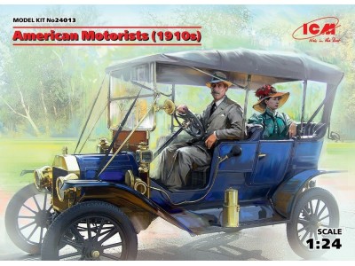 American Motorists (1910s)(1male,1female figures) 