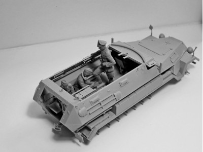 Sd.Kfz.251/6 Ausf.A with Crew, Limited 