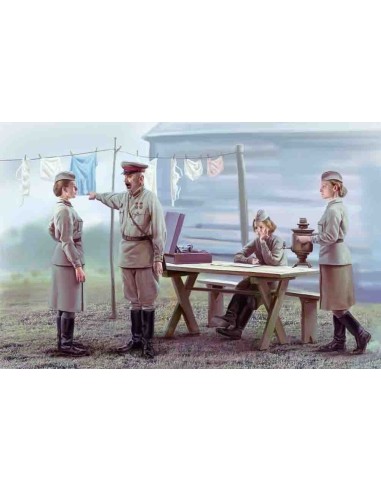Soviet Military Servicewomen 1939-1942 