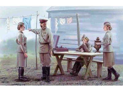 Soviet Military Servicewomen 1939-1942 
