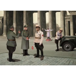 WWII German Road Police (5 figures) 