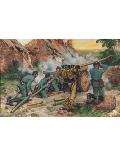 7,62cm Pak 36(r) with German Crew 