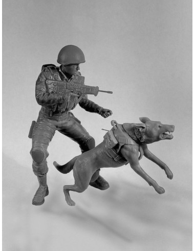 IDF K-9 Unitz "OKETZ" with dog 