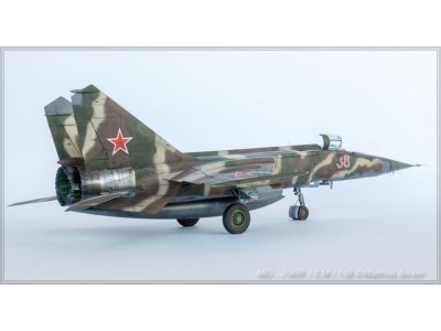 MiG-25 RBF, Soviet Reconnaissance Plane 