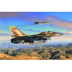 General Dynamics F-16B Fighting Falcon 
