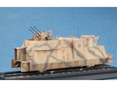 Kanonen und Flakwagen 