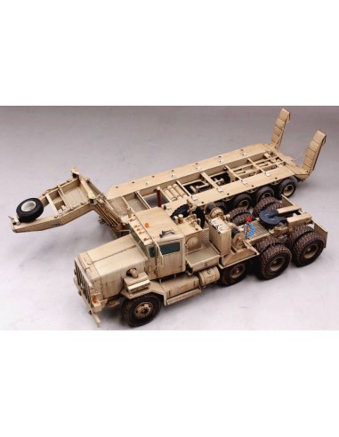 M911 C-HET w/m747 Heavy Equipment Semi- Trailer 