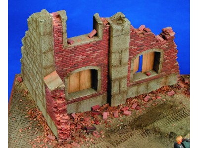 Barn ruin 