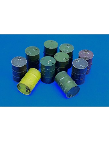 Small fuel barrels 