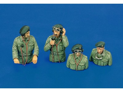 British tank crew-3/2 fig, - WWII 