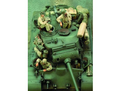 M 26 Pershing Crew-WWII 