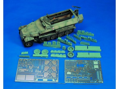 Sd.Kfz. 251C part 1 (for Dragon kit) 