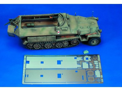 Sd.Kfz. 251C part 3 (for Dragon kit) 