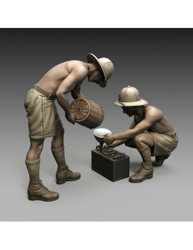Italian soldiers battery maintenance 