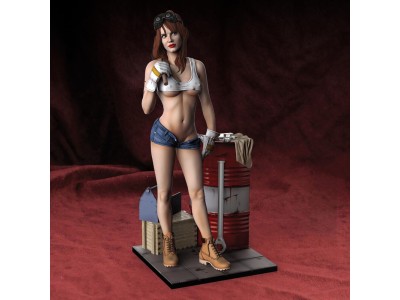 Garage girl 