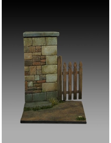 Base with wall and gate (cm 5x5) 