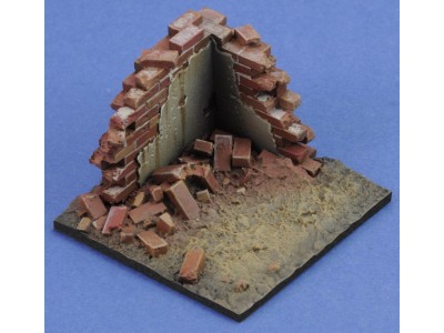 Base with ruined wall 'cm4x4'  No.10 