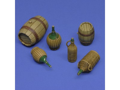 Wicker Bottles and small barrels 