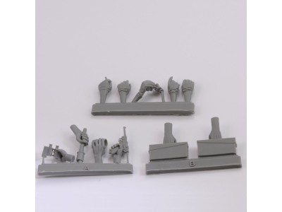 Assorted german hands set -WWII 