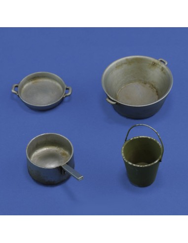 Cookware set and bucket 