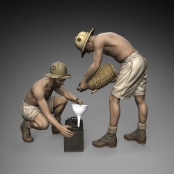 German DAK soldiers battery maintenance 