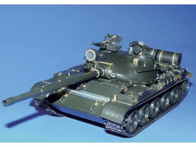 Russischer Panzer T-62A 
