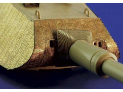 Zimmerit King Tiger Porsche turret 