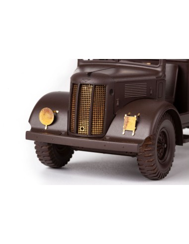 WWII British Army 30-CWT 4x2 Truck 1/35 AIRFIX 