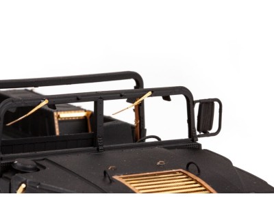 Humvee M1097A2  ICM 