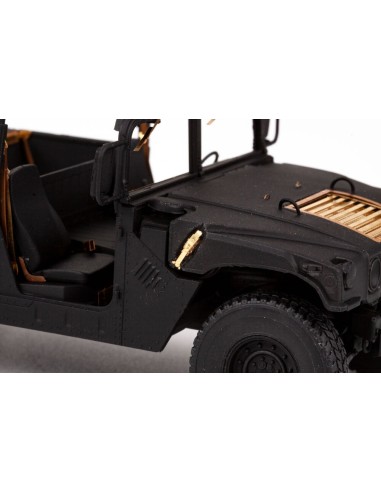 Humvee M1097A2  ICM 