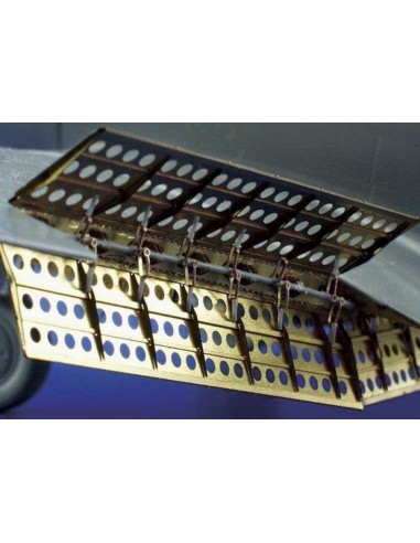 SBD-3 Dauntless Landeklappen Flaps 