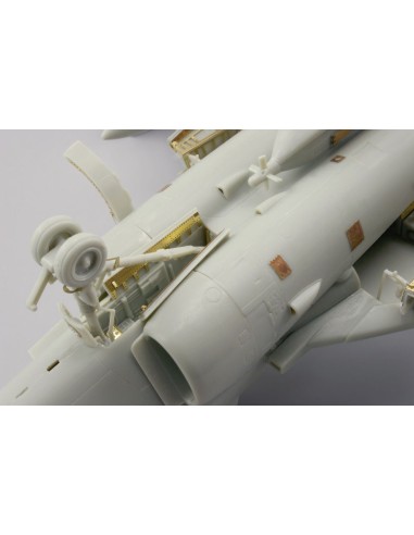 EA-6B undercarriage for Kinetic 