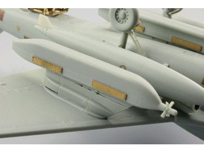 EA-6B undercarriage for Kinetic 