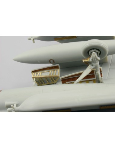 EA-6B undercarriage for Kinetic 