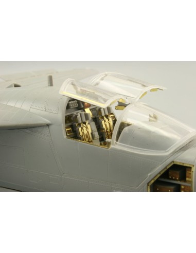 F-111 late seatbelts for Hobby Boss 