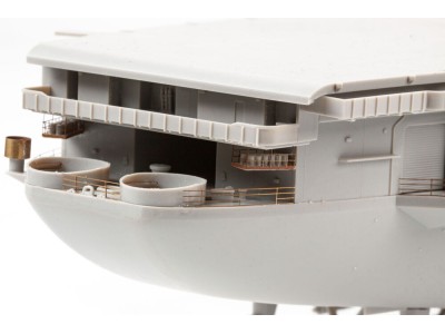 USS Midway CV-41 part 2 0 TRUMPETER 