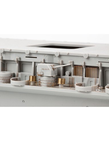 USS Midway CV-41 part 2 0 TRUMPETER 